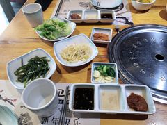 -唯成•韩国炭火烤肉 유성고기