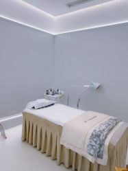 -苑苑vbeauty科技美容SPA
