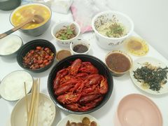 -巴厘龙虾·榜首油焖大虾(音乐学院·沿江酒馆店)