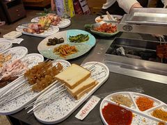 -河坝烧烤串城(金达莱店)