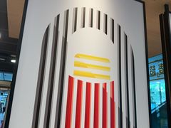 -麦当劳(轻轨曹杨路店)