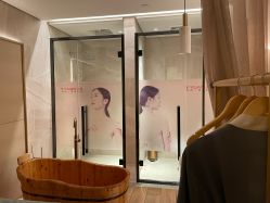 -苑苑vbeauty科技美容SPA
