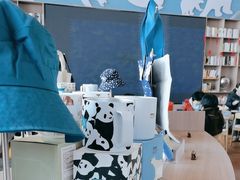 -抱抱地球咖啡馆(国家海洋博物馆店)