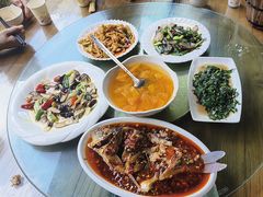 -华冠悠岚·庭院餐厅(青城后山店)