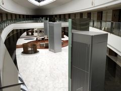 -上海滴水湖皇冠假日酒店