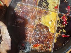 -周小明火锅(黑金冠社区店)