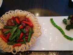 风吹小炒腊肉-杭州和达希尔顿逸林酒店·和园中餐厅-杭帮菜名店