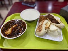 大火烧夹牛肉-老回回烩面馆(左家庄店)