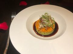 海胆鱼子酱-wann lounge 低温慢煮牛排·清吧
