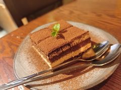 提拉米苏-斯比特花园西餐厅(东方商厦店)