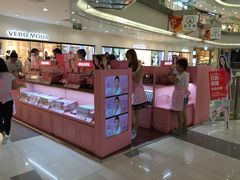 店内环境-4iNLOOK美瞳店(中山公园龙之梦店)
