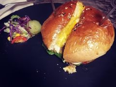 -HIGH FIVE哈福手工汉堡(桂林路店)