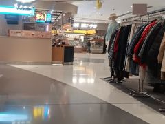 -茶颜悦色(德思勤L1层游园会店)