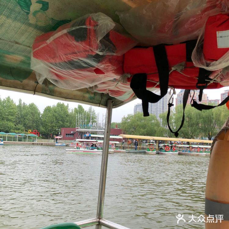 这是北京在豪迈之下的,另一面