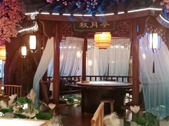 -荷塘秋月·本帮江浙菜(国权路店)