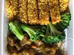 咖喱牛肉猪排盖饭-和合谷(东四北大街店)