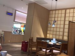 -蜜桃餐厅·伴山(湖滨商业街店)