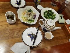 蛰蒙花炝拌面筋-九十九顶毡房(阜石路店)