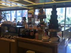 -大中华希尔顿酒店-念自助餐·嗨啤·小龙虾