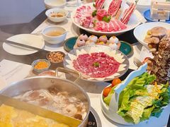 -斯普汇生蚝牛排馆(中骏世界城店)