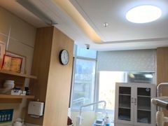 -上海仁爱医院口腔科 · 种植
