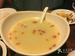 -鲁班小馆(政四街店)