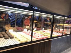 面包甜点陈列柜-LELECHA乐乐茶(上海五角场万达广场店)