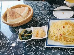 -八两八金·莱芜特色炒鸡(市南漳浦路店)