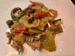 -海航大厦万豪酒店彩海轩中餐厅(霄云路店)