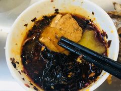 -粘豆包柴火铁锅炖