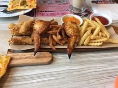 -必胜客(绿地新都会店)