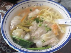 鲜肉馄饨-长人馄饨铺(解放街店)