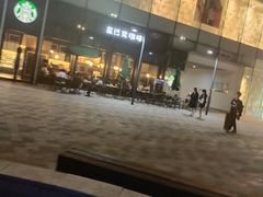 -星巴克(杭州银泰城西一店)