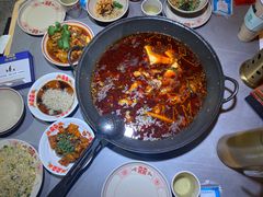-吃城都·鱼蛙火锅(西玉龙街店)