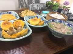 -老新隆牛肉锅贴(新街口店)