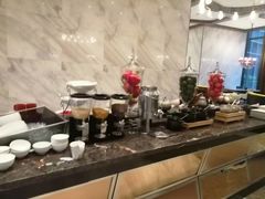 -上海虹桥西郊假日酒店