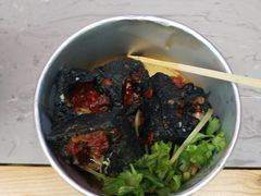 -黑色经典臭豆腐·湖南特产(步行街店)