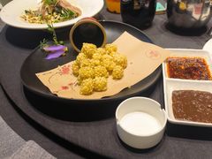 -艳阳天民俗村(公园路店)