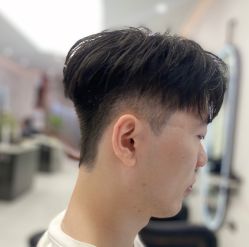 -侨治发型