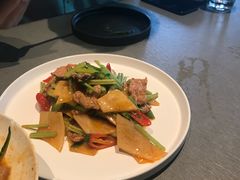 酸萝卜炒牛肉-日上三甘(三里屯店)
