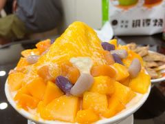 芒果芋圆牛奶绵绵冰-水牛奶皇后糖水铺(深圳总店)