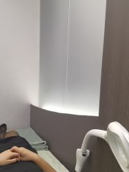 -苗方清颜·祛痘皮肤管理