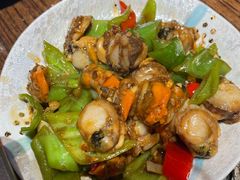 -蚝堡海鲜·威海菜·海肠捞饭·烧烤·亚洲吃蚝公司(幸福门店)