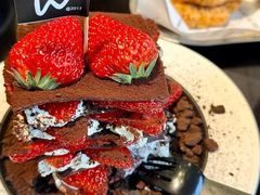 -W COLLECTIVE  DESSERT SHOP
