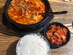-吴草鸡爪오초닭발韩食堂(融恒盈嘉中心店)