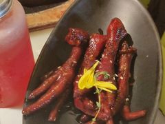 吮指鸡爪-桂满陇天书(南京德基旗舰店)