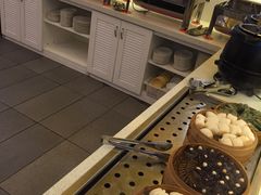 -怡人怡口牛排海鲜自助(飞龙大厦店)