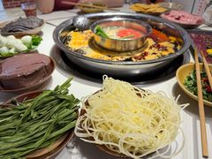 -岗上渣渣老火锅(两路口店)