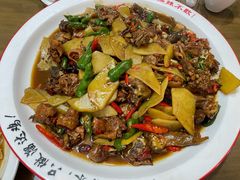 -鲁南仔·滕州炒鸡(经三路店)