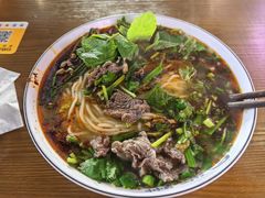 -禺馋猫生滚牛肉粉